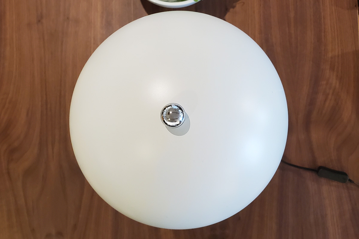 E-comfort フラワーポット テーブルランプ ホワイト E26口金【在庫限り】 | 