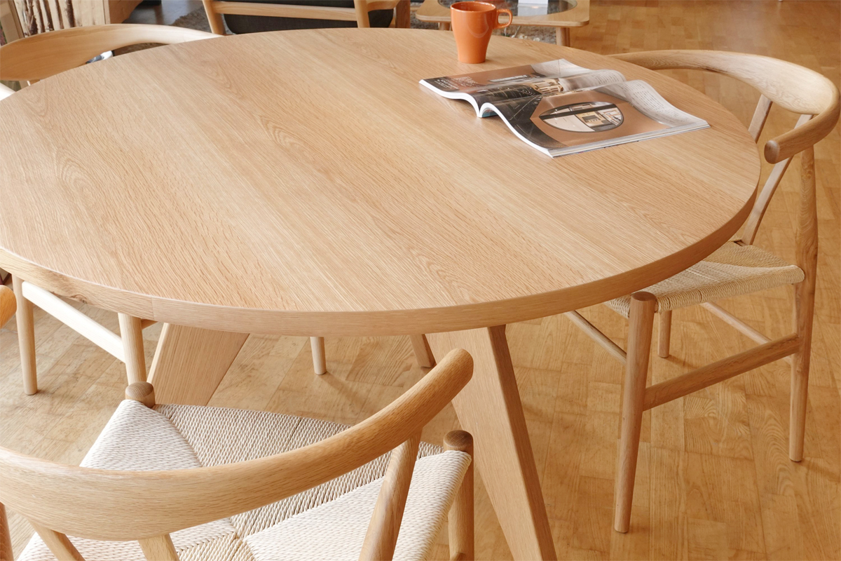 E-comfort ゲリドン テーブル Φ120 オーク | 木製テーブル